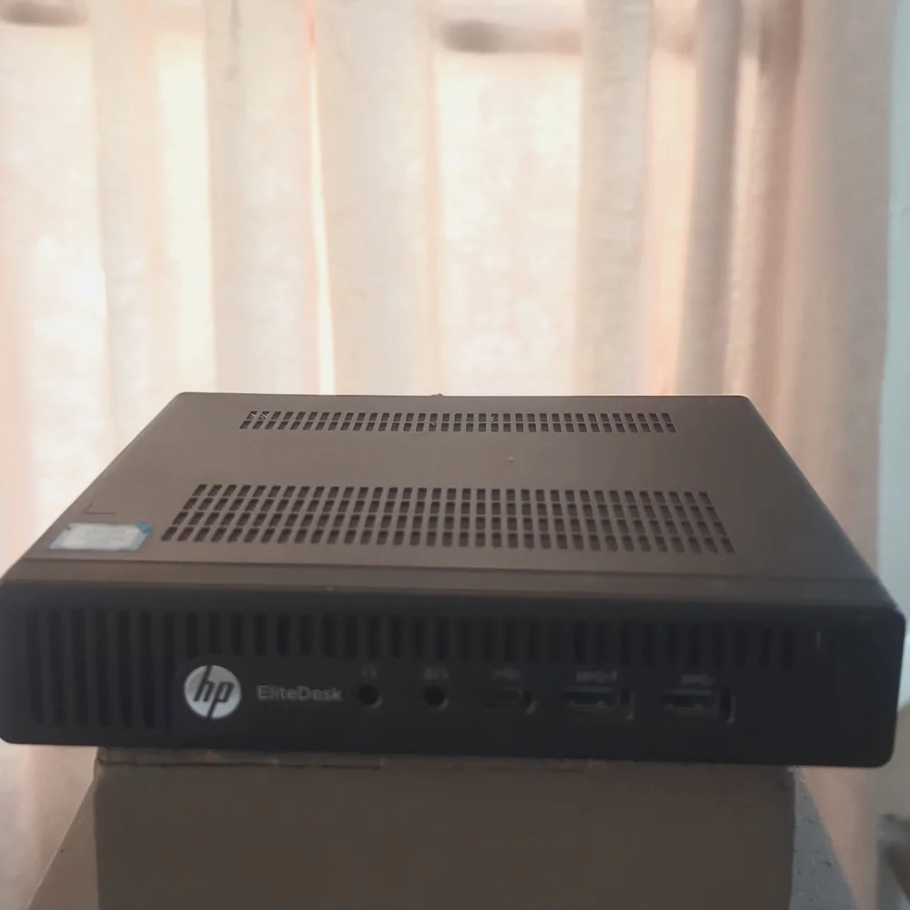 HP elite desk 800 G2 mini